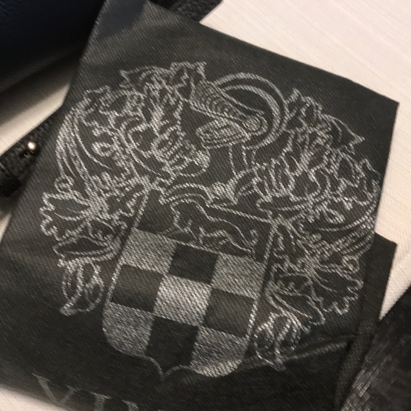 Vince Camuto leather bag - Picture 2 of 8